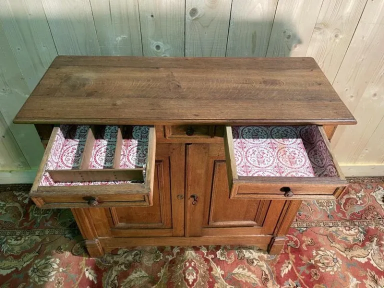 Buffet Louis Philippe en chêne massif