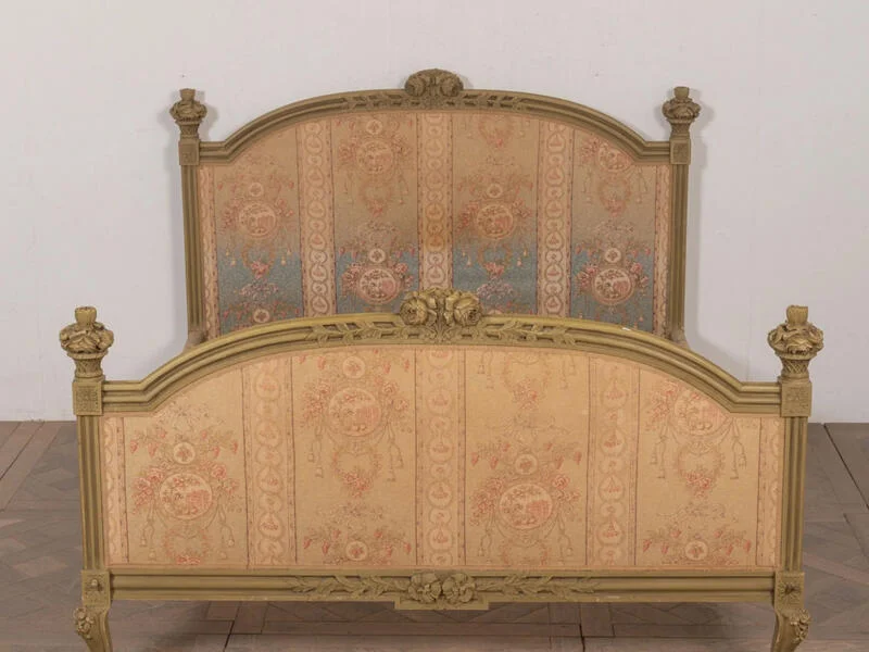 Richly carved Louis XV style bed 160 cm