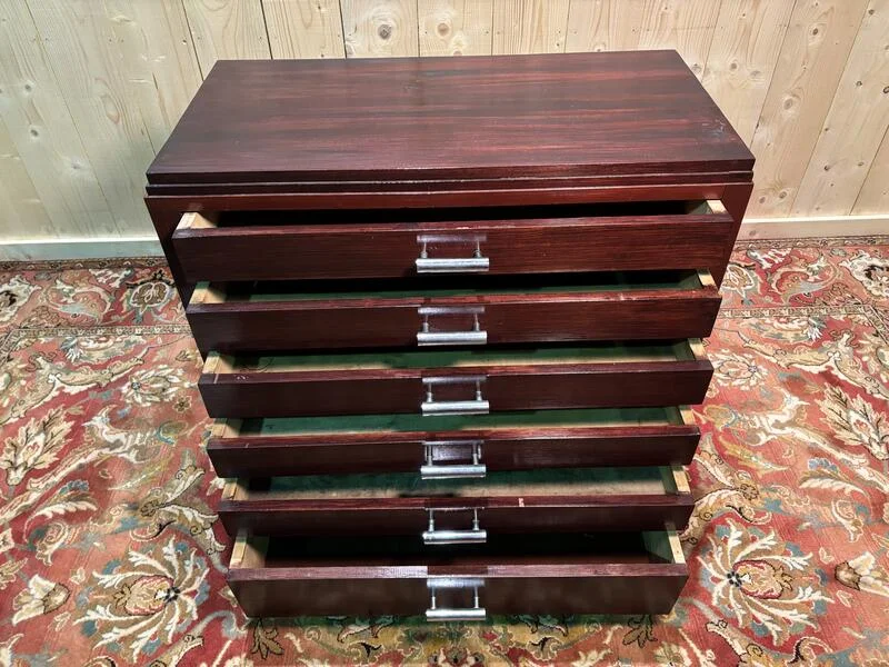 Commode de style art deco
