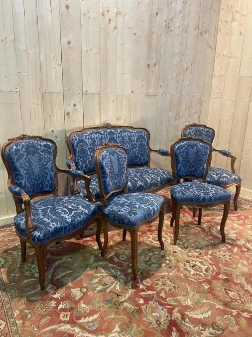 Louis XV blue velvet living room