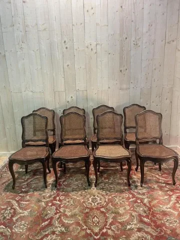 8 chaises époque Louis XV en cannage