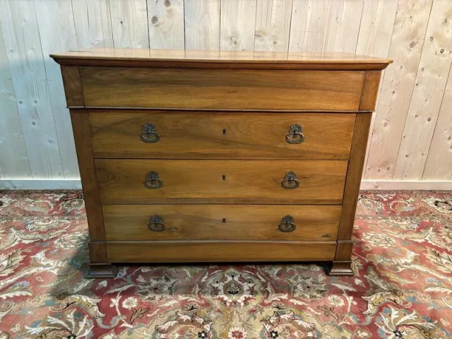 Commode Louis Philippe en noyer blond