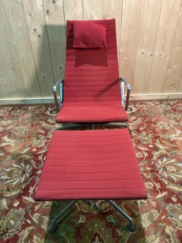 Charles Eames Bauhaus Aluminum Armchair and Ottoman