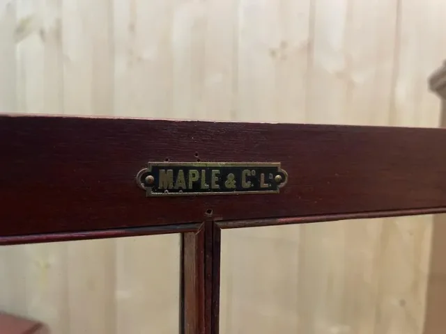 Bibliothèque - Vitrine anglaise marqueterie "Maple & Compagnie Londres"