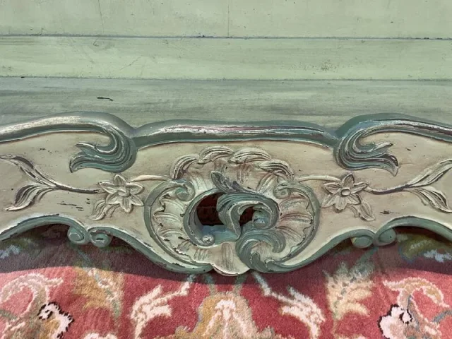 Estanier provençale en bois réchampi