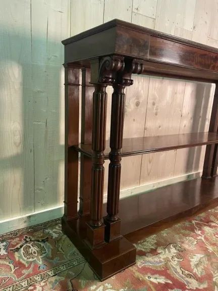 Console de style Empire à double colonnes