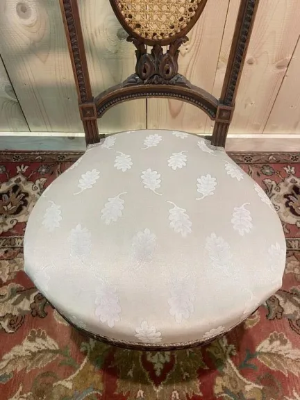 Chaise basse de nourrice Louis XVIu