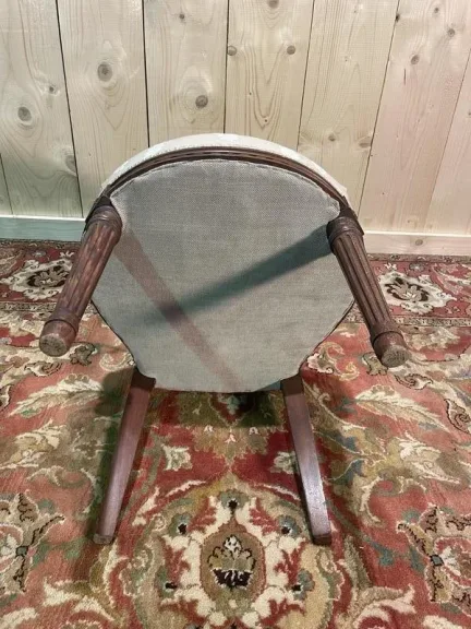 Chaise basse de nourrice Louis XVIu
