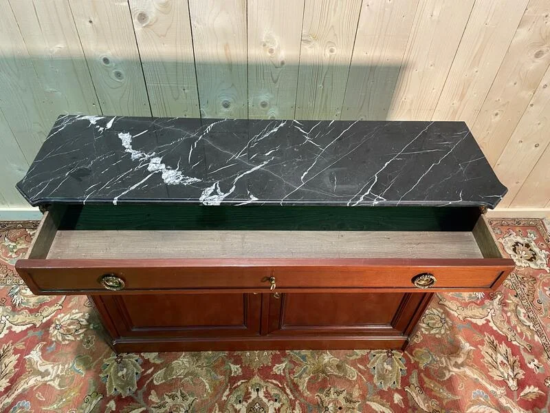 Buffet à plinthe de style Louis XVI MAILLEFERT