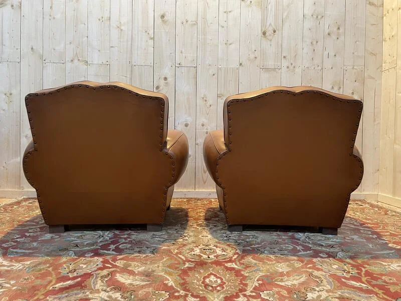 Paire de fauteuils Club en cuir Art Déco