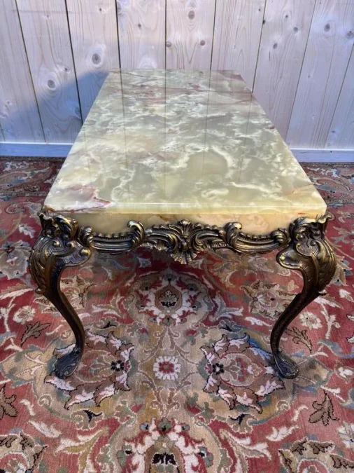 Table basse en onyx et bronze