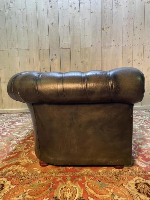 Canapé Chesterfield anglais en cuir vert