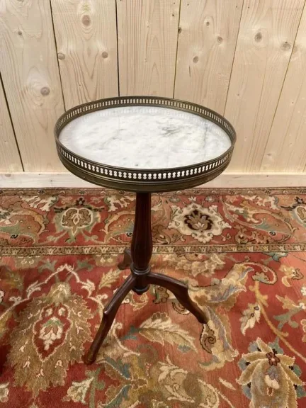 Paire de guéridon tripode style Louis XVI