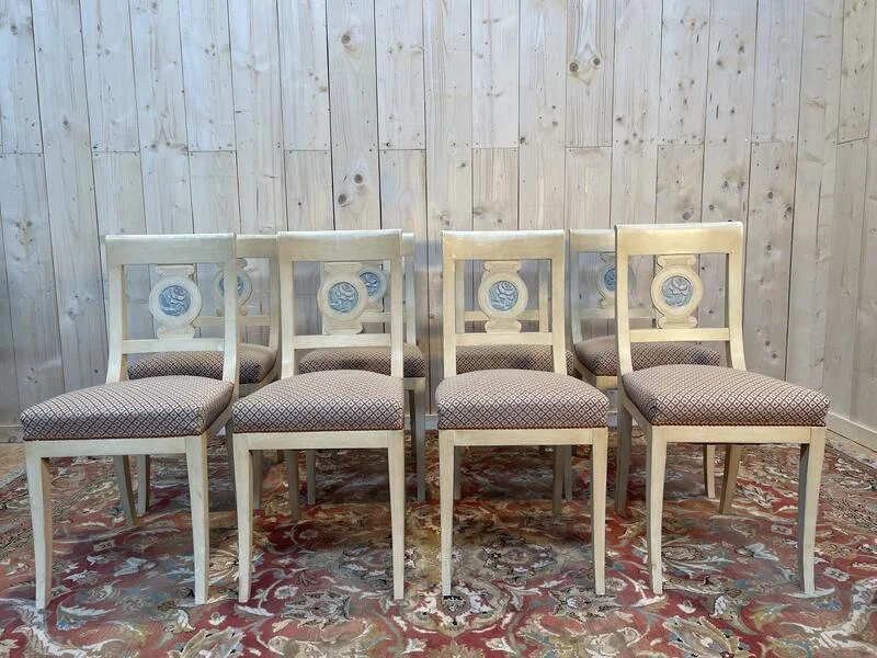 Suite de 8 chaises style Louis XVI - Directoire