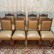 Suite de 8 chaises style Louis XIII - Haute époque en cuir