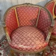 Salon corbeille en bois doré de style Louis XVi