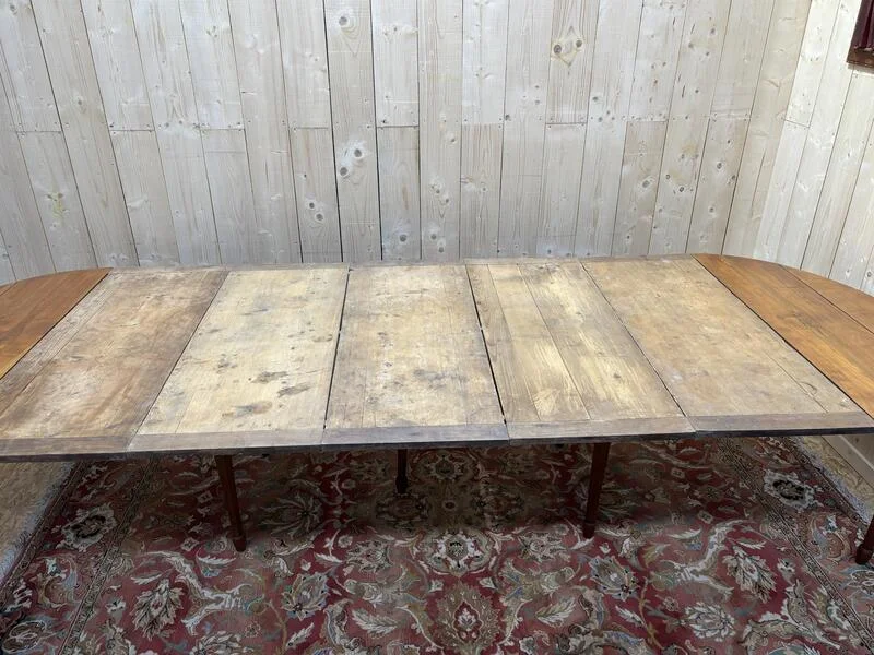 Table ovale en merisier 25 personnes