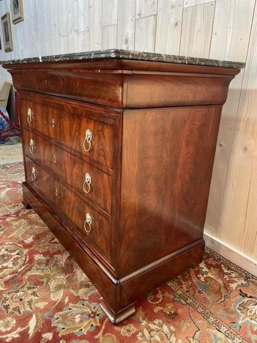 Convenient Louis Philippe era in mahogany