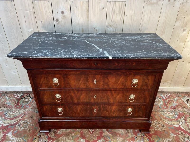 Convenient Louis Philippe era in mahogany