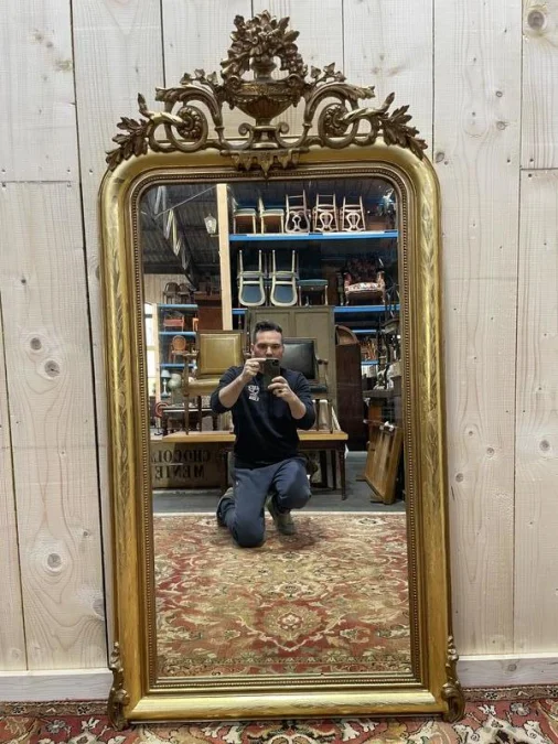 Mirror era Louis Philippe with Gold Fronton