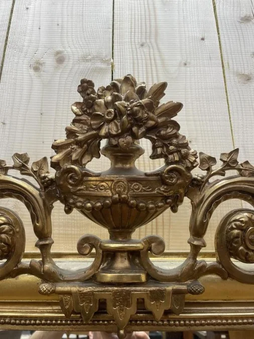 Mirror era Louis Philippe with Gold Fronton