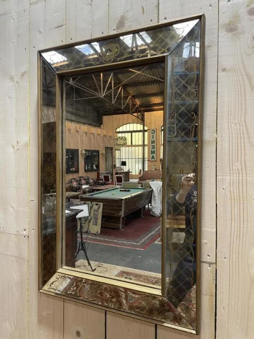 Venetian style mirror