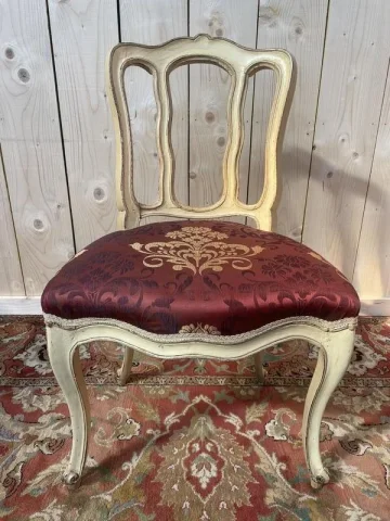 Suite de 6 chaises Veniriennes époque Louis XV