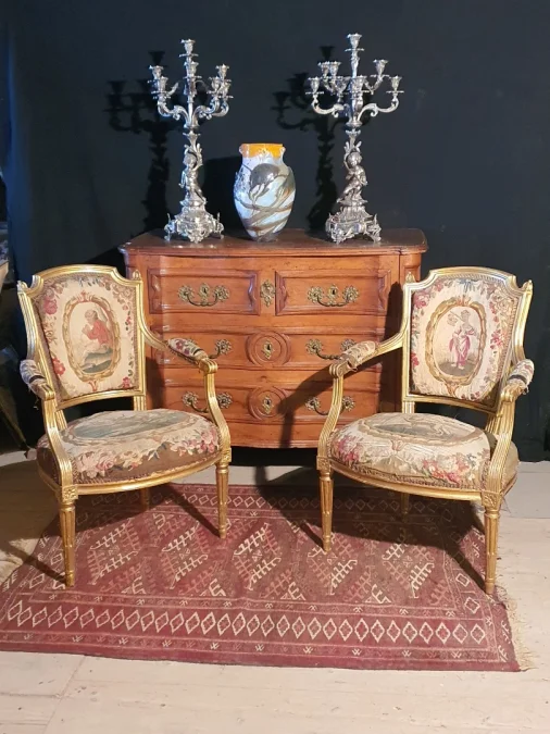 paire de fauteuils Louis XVI,tapisserie XVIII siècle