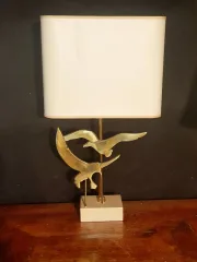 lampe de salon goût Maison Charles