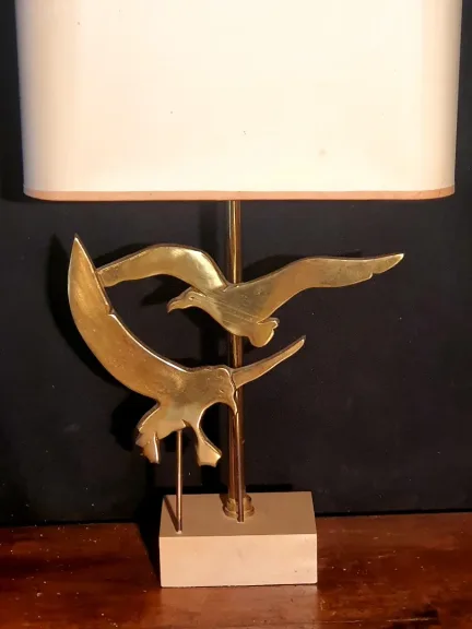 lampe de salon goût Maison Charles