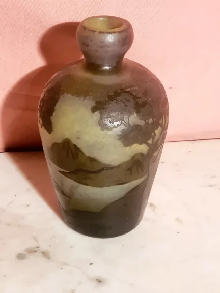 Vase Muller Frères Croix Mare,pâte de verre