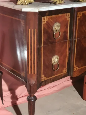 LOUIS XVI ZEITRAUM KOMMODE