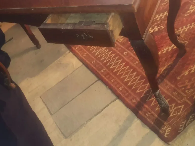 Table à gibier ,console, bureau Louis XV