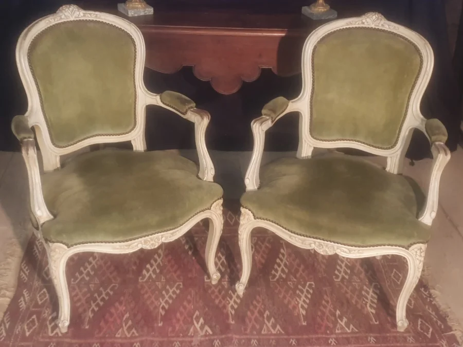 Paire fauteuils style Louis XV