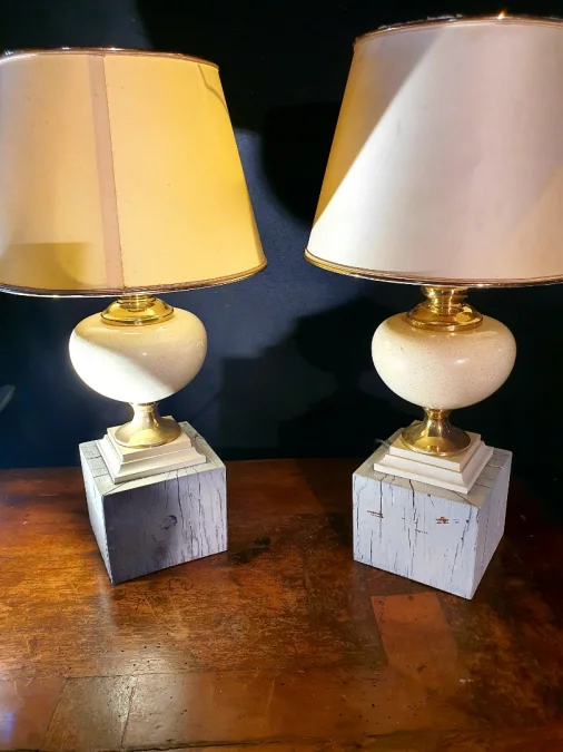 Paire de lampes Le Dauphin pieds brutalistes.