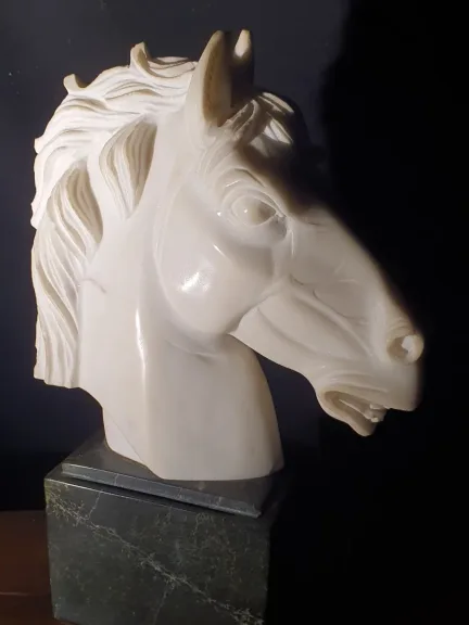 tête de cheval marbre,art déco
