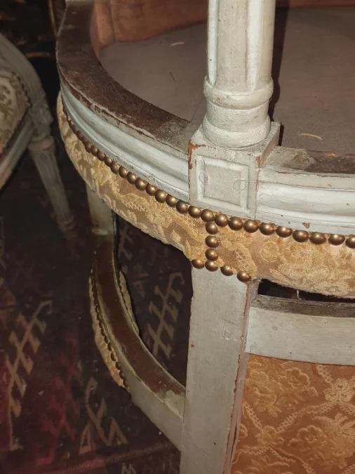Fauteuils Louis XVI série.
