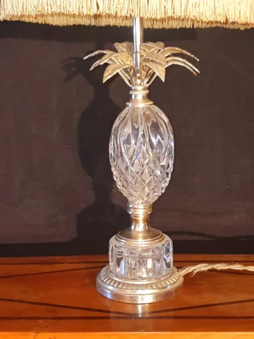 CRYSTAL AND BRONZE LAMP