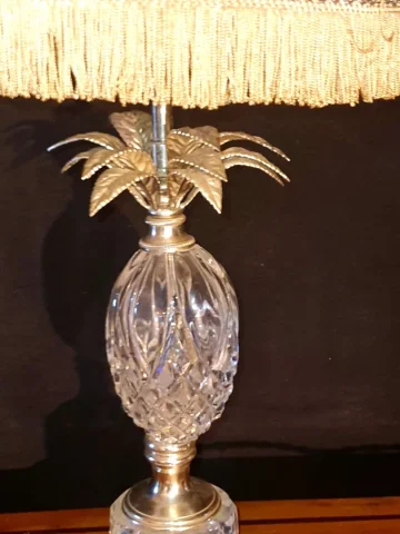 CRYSTAL AND BRONZE LAMP