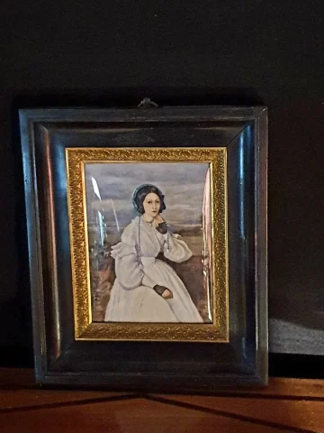 MINIATURE ON IVORY