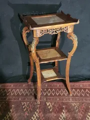 TABLE by GABRIEL VIARDOT
