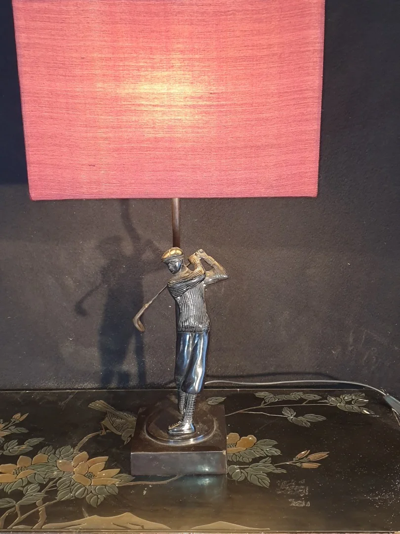BRONZE-GOLFERLAMPE