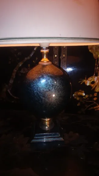 Lampe le Dauphin.