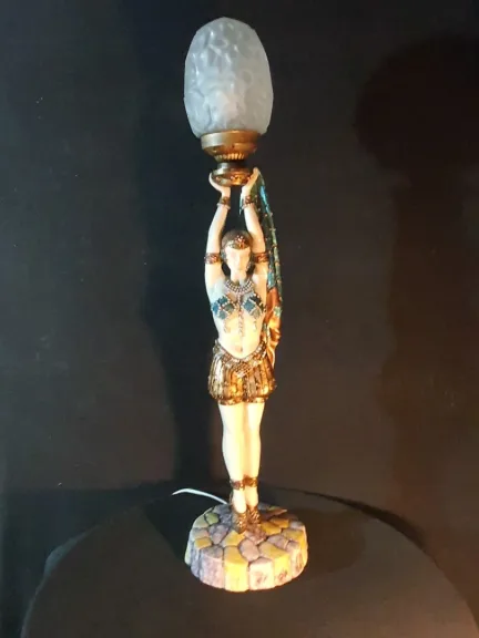 Lampe art déco danseuse goût Chiparus.