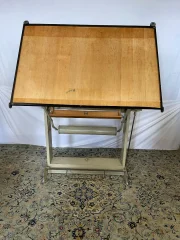ПРОМЫШЛЕННЫЙ ЧЕРТЕЖНЫЙ СТОЛ