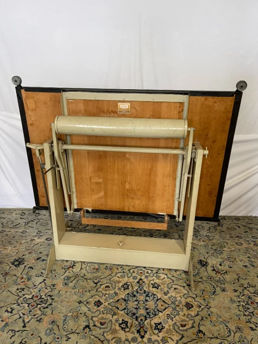 TABLE A DESSINS INDUSTRIEL