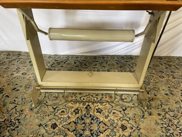 TABLE A DESSINS INDUSTRIEL