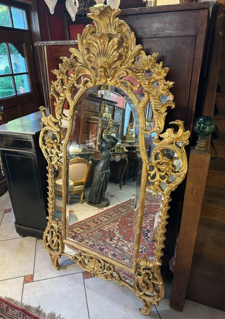 IMPORTANT MIROIR A PARCLOSES DE STYLE REGENCE EPOQUE NAPOLEON