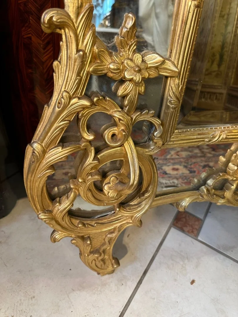 IMPORTANT MIROIR A PARCLOSES DE STYLE REGENCE EPOQUE NAPOLEON