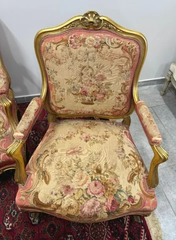 LOUIS XV STYLE LIVING ROOM SUITE